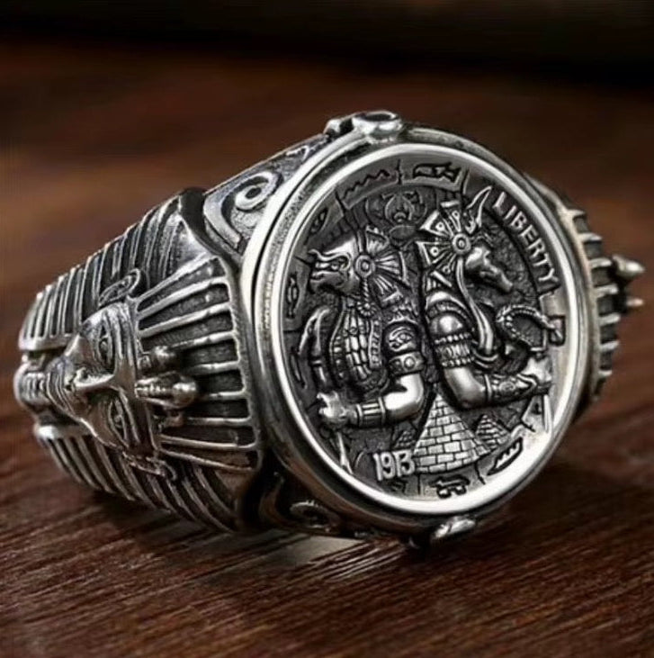 Ancient Ring – Vintage Mystery