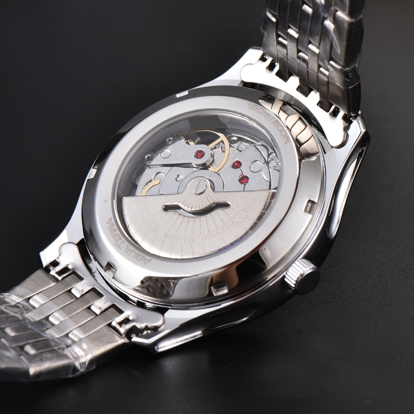 Omega Boss – Montre Classique Haut de Gamme