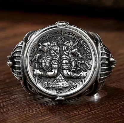 Ancient Ring – Vintage Mystery