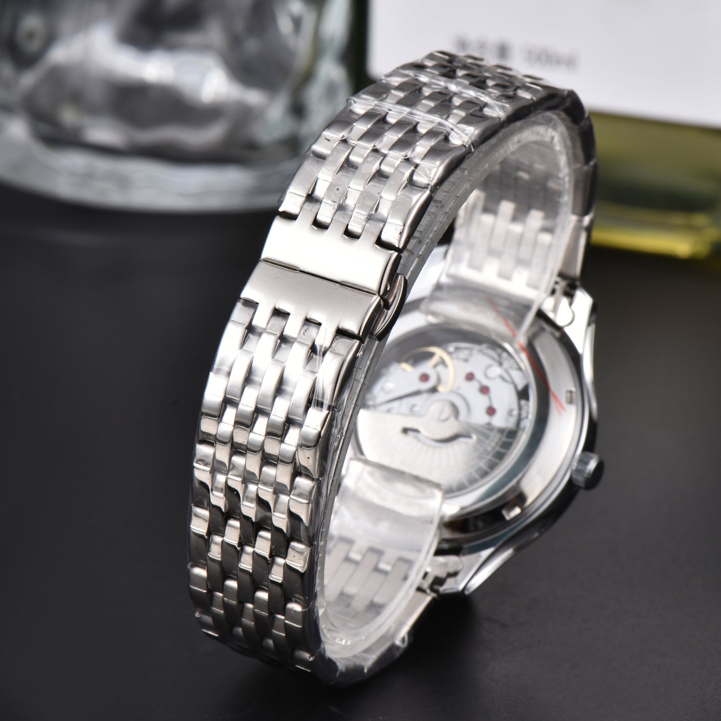 Omega Boss – Montre Classique Haut de Gamme